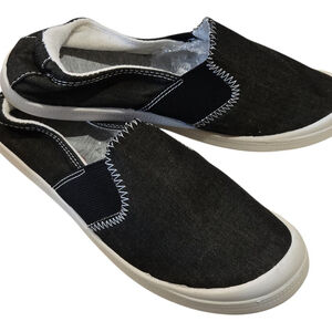 Funkymonkey Women's Sz 10 Comfort Low Top Slip On NWOT No Box Very Cute! (Box 1)